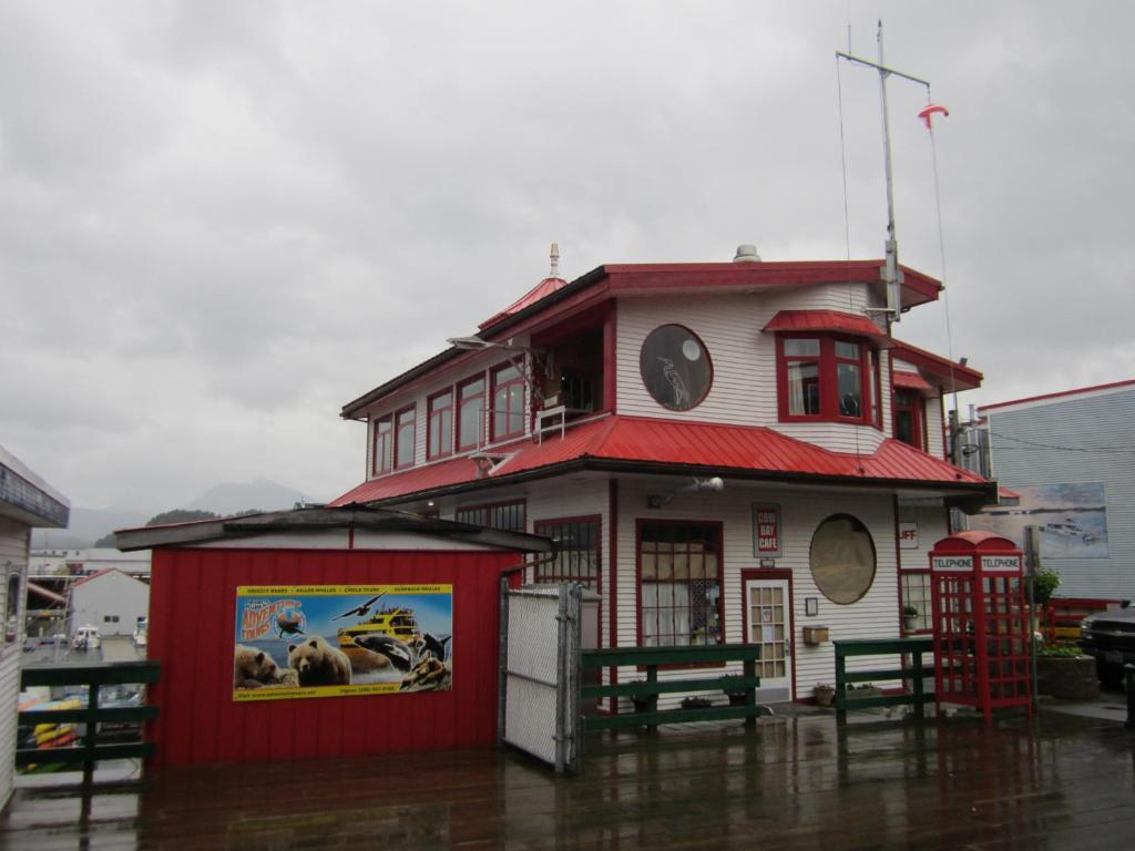 Eagle Bluff Lighthouse Bed & Breakfast برينس روبيرت المظهر الخارجي الصورة